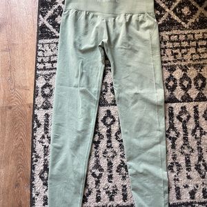 Navigation cropped pants
